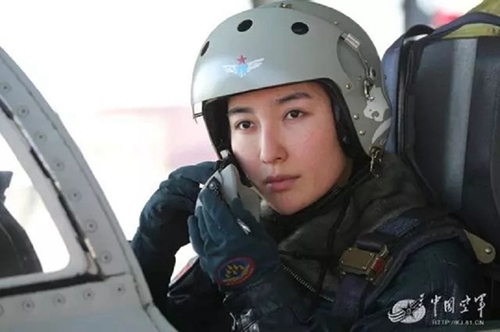 Quân sự thế giới hôm nay (21-2): Trung Quốc sẽ có nữ phi công trên tàu sân bay